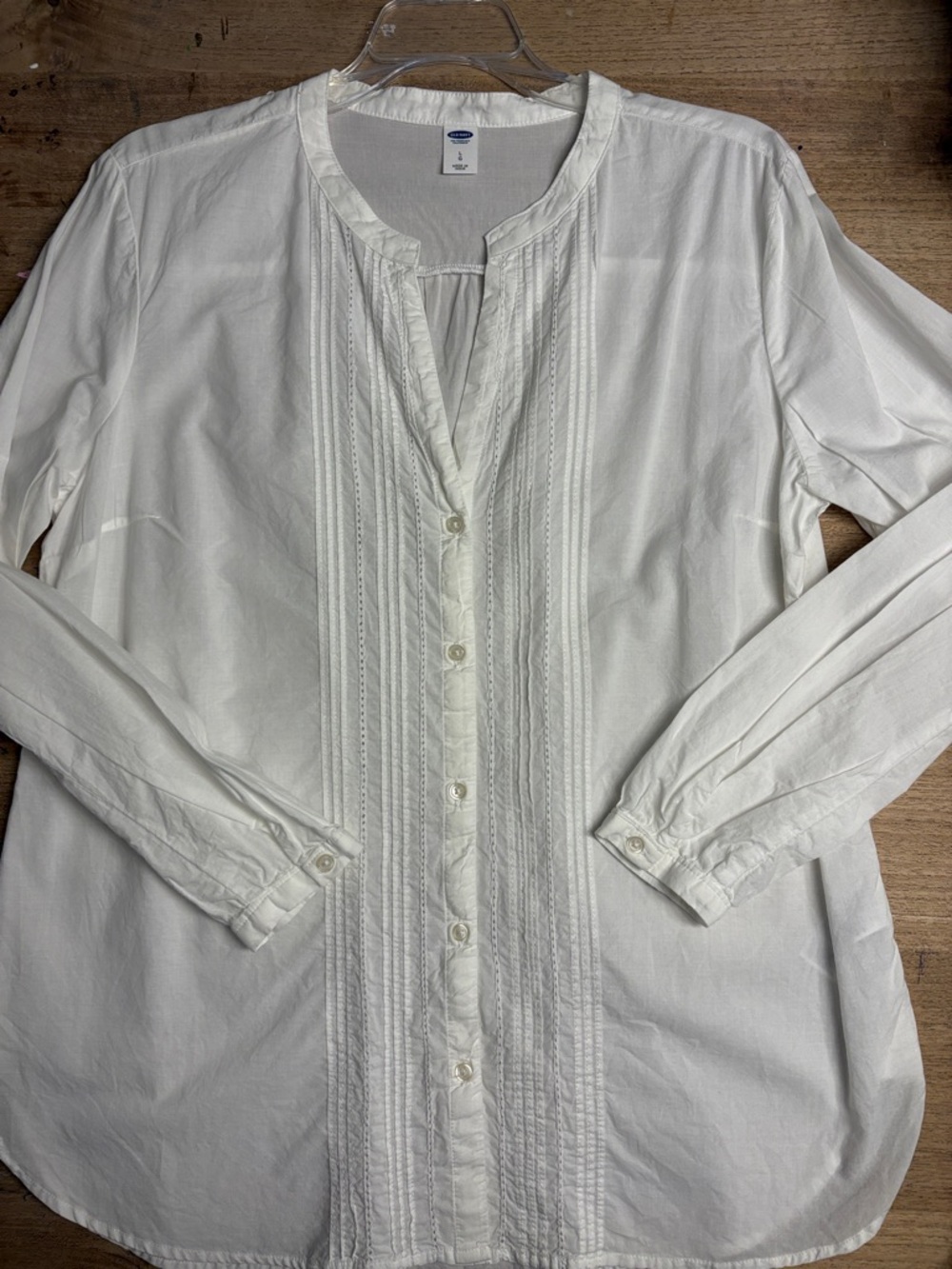 Old Navy White Long Sleeve Pintuck Button-Front Blouse